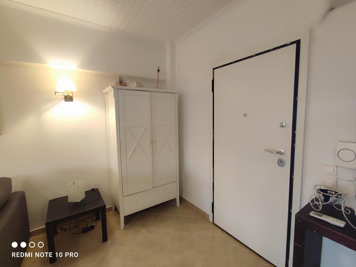 Andrew'S Sunset View Apartment 路特奇 外观 照片