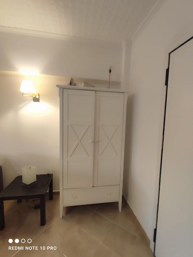 Andrew'S Sunset View Apartment 路特奇 外观 照片