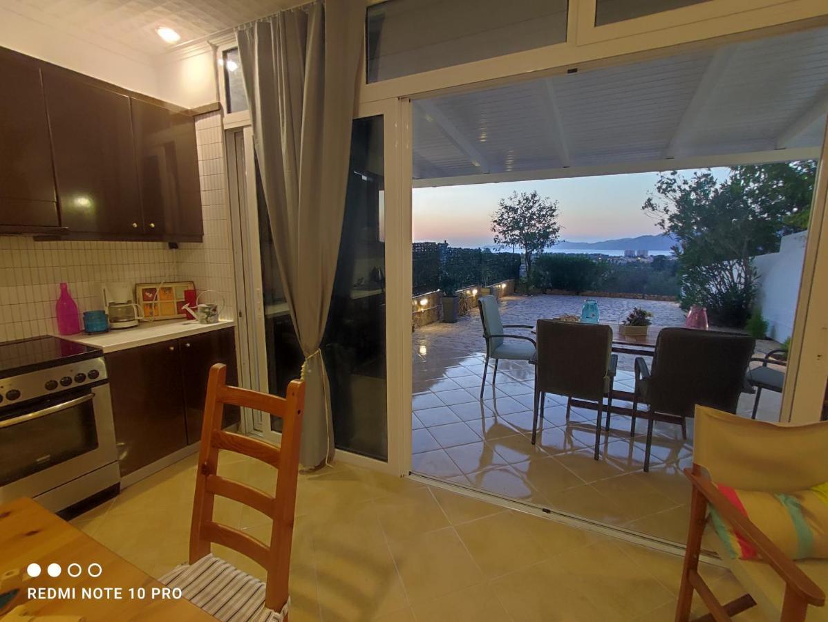 Andrew'S Sunset View Apartment 路特奇 外观 照片